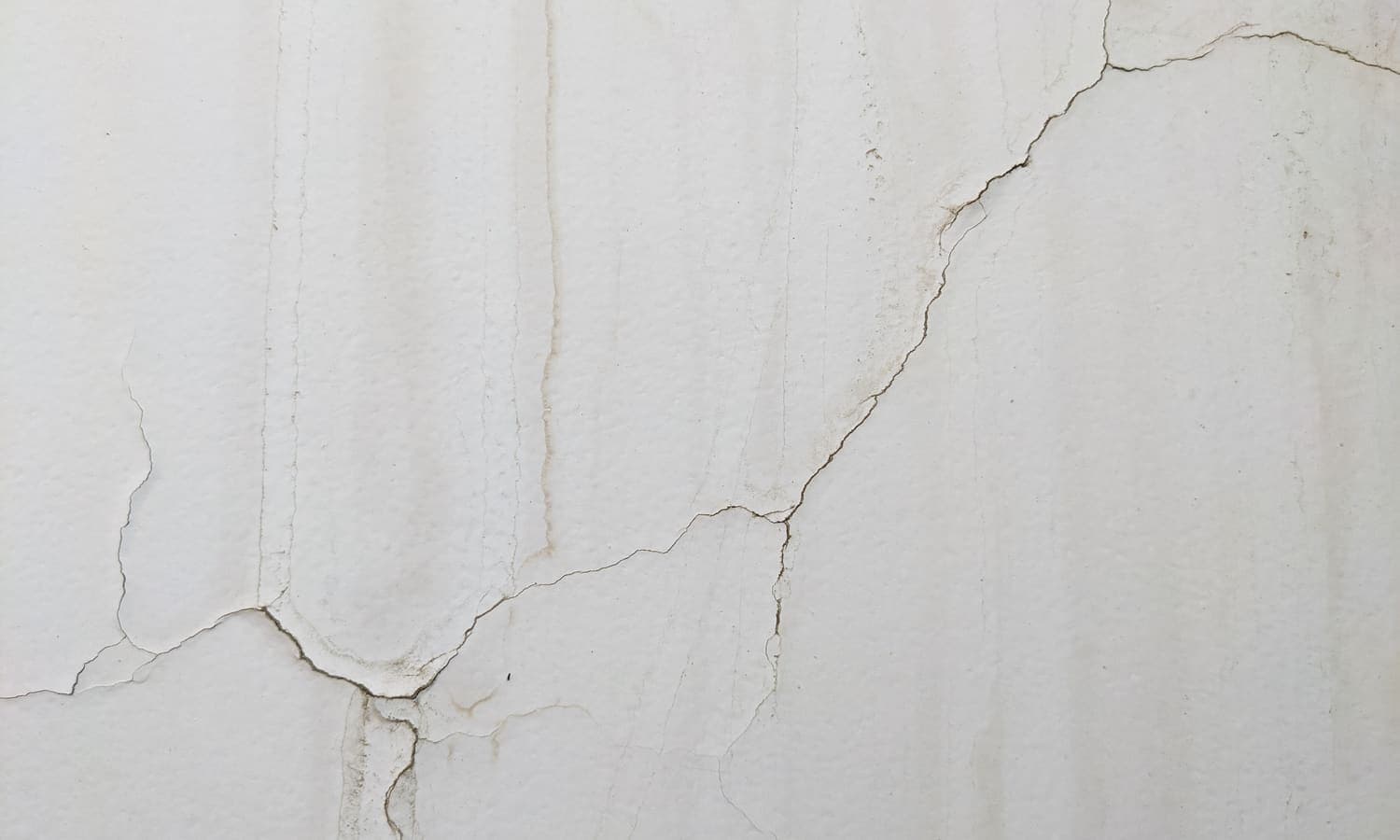 Réparation de fissures dans les Bouches-du-Rhône