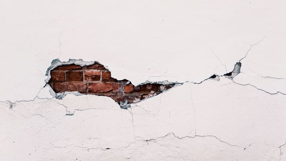 Fissures de sécheresse : que faire et par où commencer ?